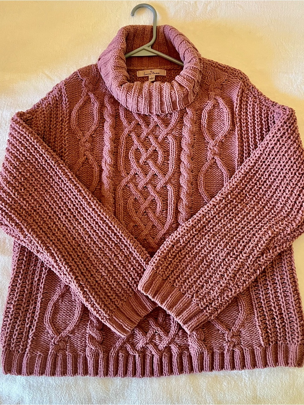Love Tree Chunky Cable Turtleneck Sweater — Mauve Pink